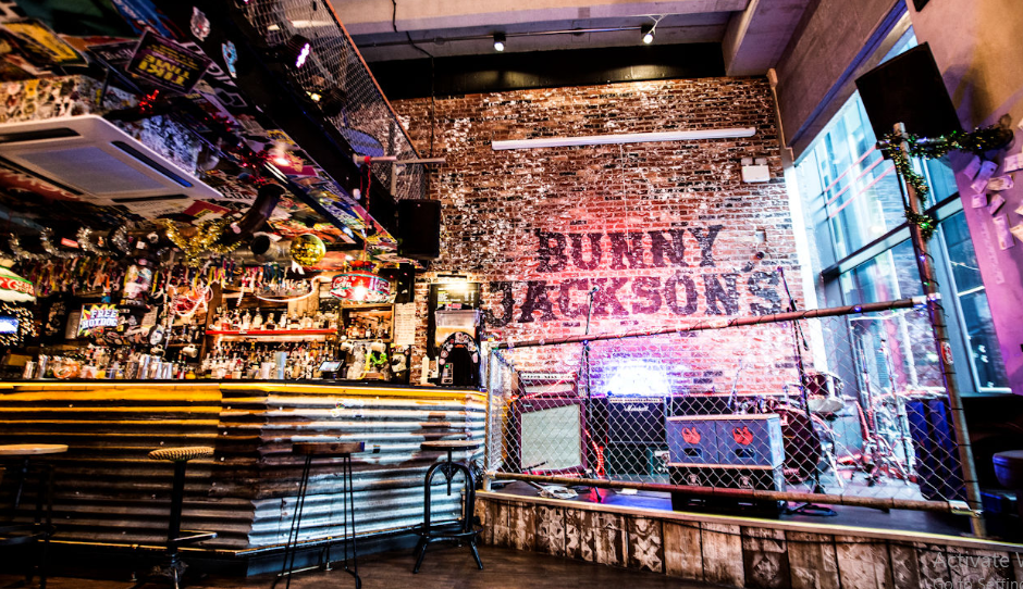 Nightlife in Manchester: The Ultimate Guide to a Great Night Out