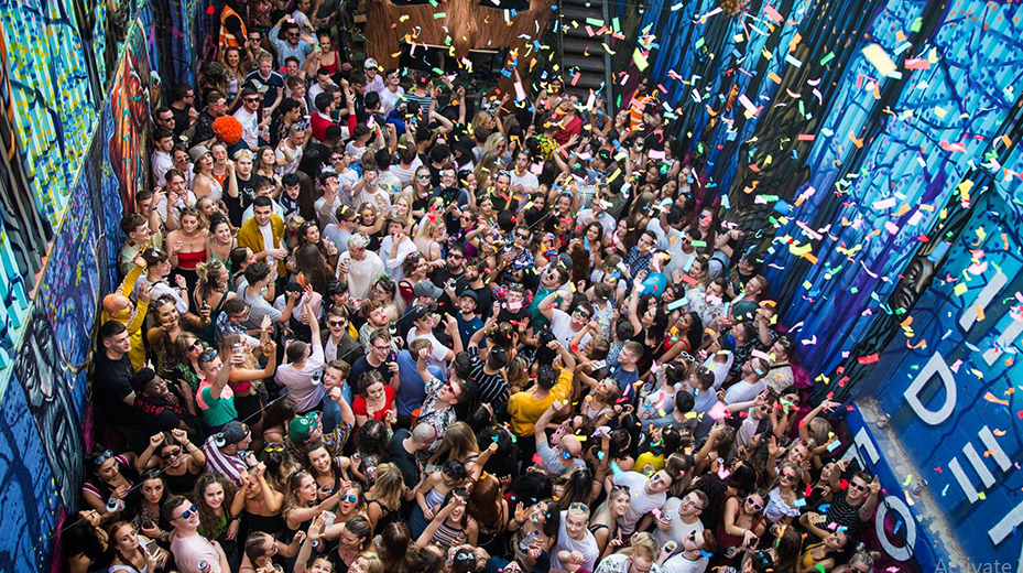 Nightlife in Manchester: The Ultimate Guide to a Great Night Out